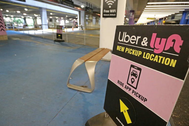 Lyft, Uber