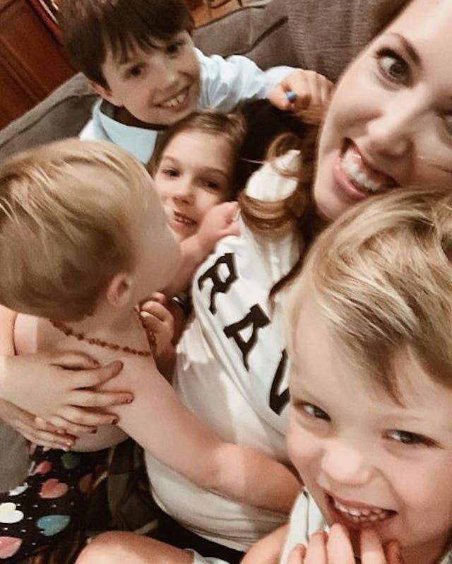 Battistelli and children. Battistelli instagram