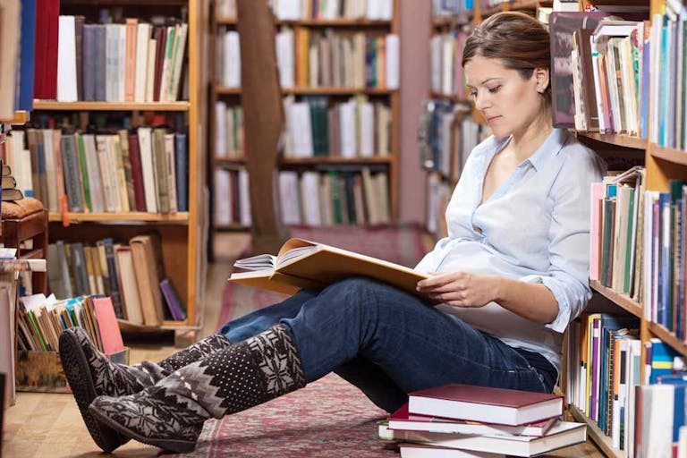 pregnant student college campus