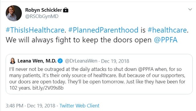 Image: Robyn Schickler supports Planned Parenthood (Image: Twitter)