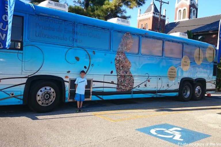 BigBlueBus-672×372-Volanski-family