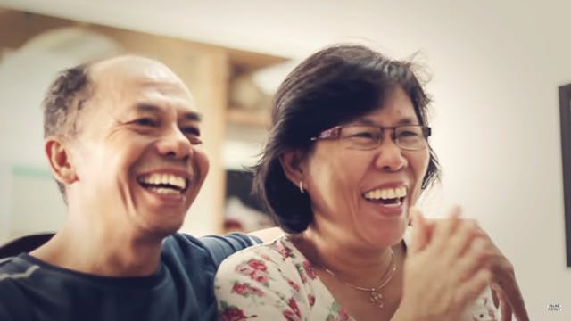 Happiness when the grandparents realize their daughter is pregnant. (screenshot)