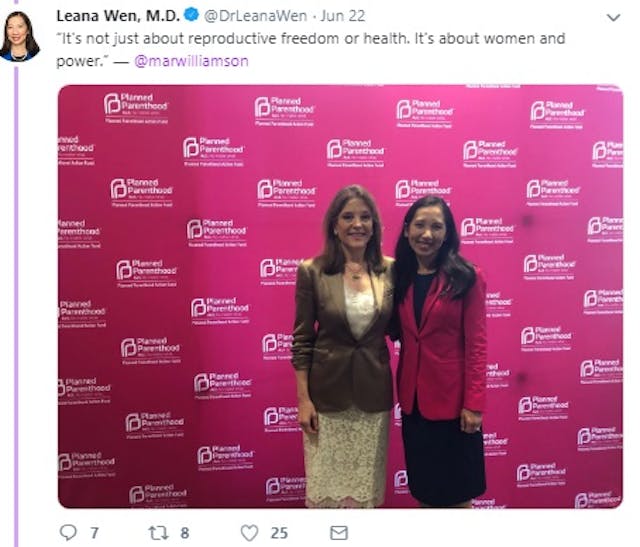 Image: Marianne Williamson June 2019 We Decide Forum w/ Planned Parenthood (Image: Twitter)