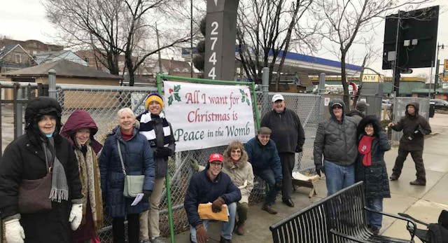Caroling in Chicago (Photo courtesy of Pro-Life Action League) Caroling in Chicago (Photo courtesy of Pro-Life Action League)