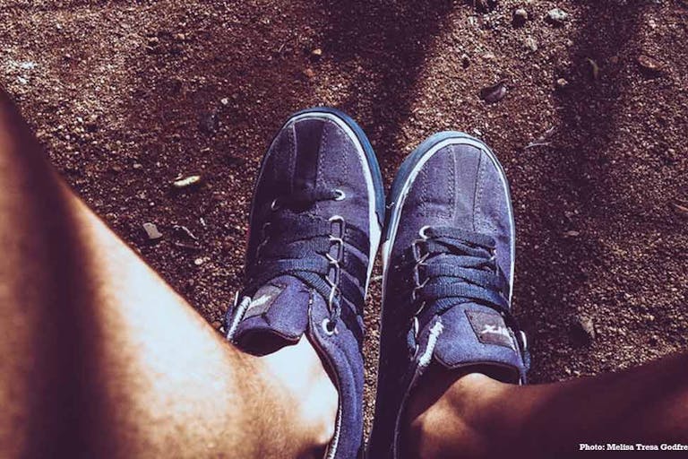 dirt-footwear-ground-1003685-pexels