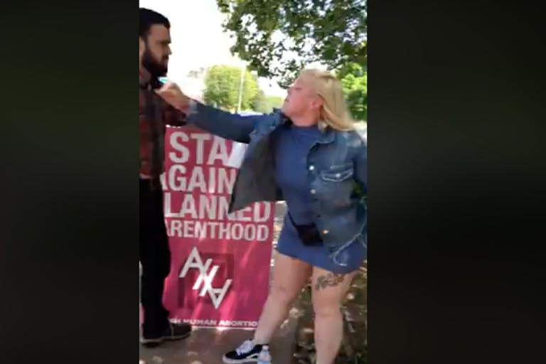 Alabama-sidewalk-counselor-attacked