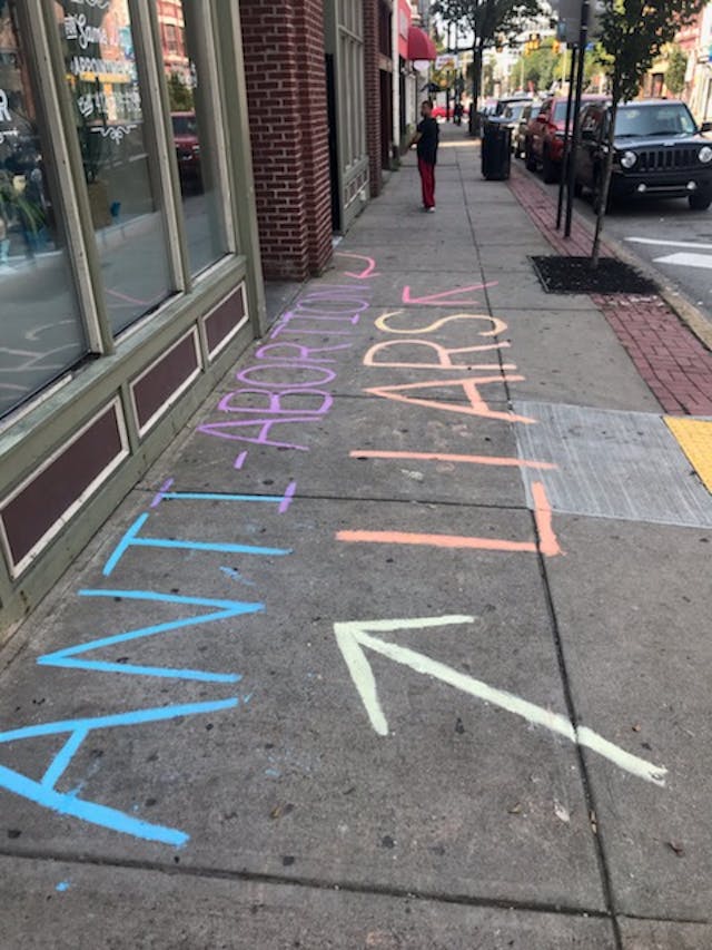 Anti-pregnancy center protestors have opposite effect than they intended image