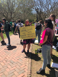 Pro-abortion group at College of William and Mary protests pro-life displays image
