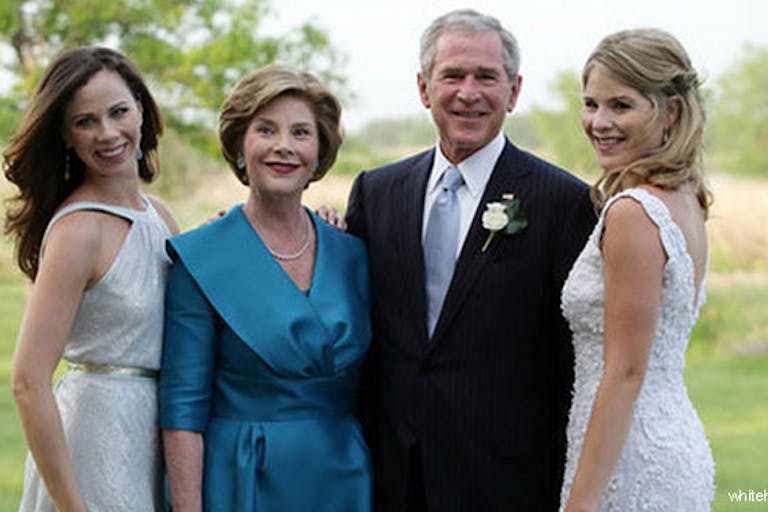 George-W-Bush-Laura-Barbara-Jenna-672