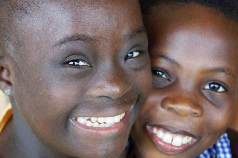 allison-stillwell-young-down-syndrome-photo-672×372