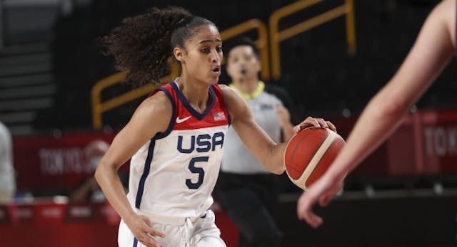 SAITAMA, JAPAN – AUGUST 6: Skylar Diggins of USA during the Women’s Semifinal Basketball game between United States and Serbia… August 6, 2021 in Saitama, Japan (Photo by Jean Catuffe/Getty Images) SAITAMA, JAPAN – AUGUST 6: Skylar Diggins of USA during the Women’s Semifinal Basketball game between United States and Serbia… August 6, 2021 in Saitama, Japan (Photo by Jean Catuffe/Getty Images)