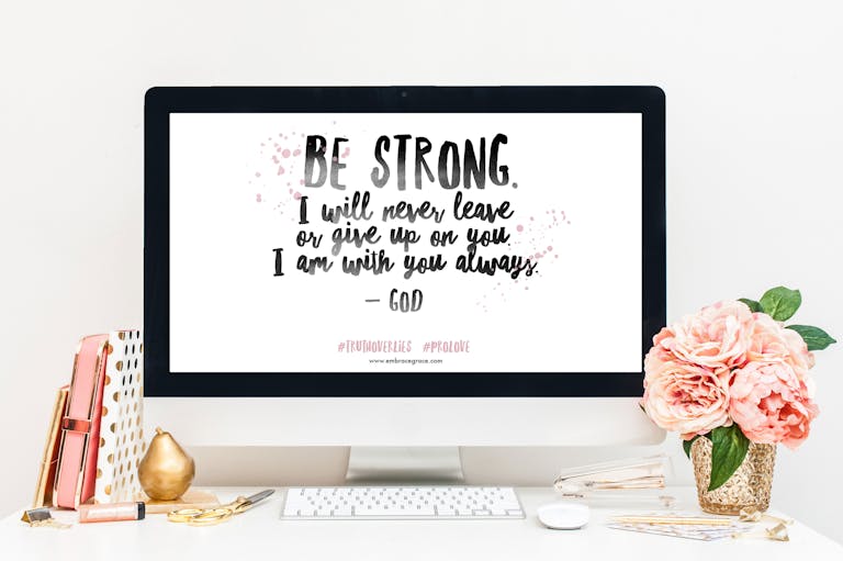 EG_DesktopStyledPhoto_BeStrong