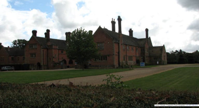 Cawston_Park_Hospital_-_geograph.org.uk_-_567819