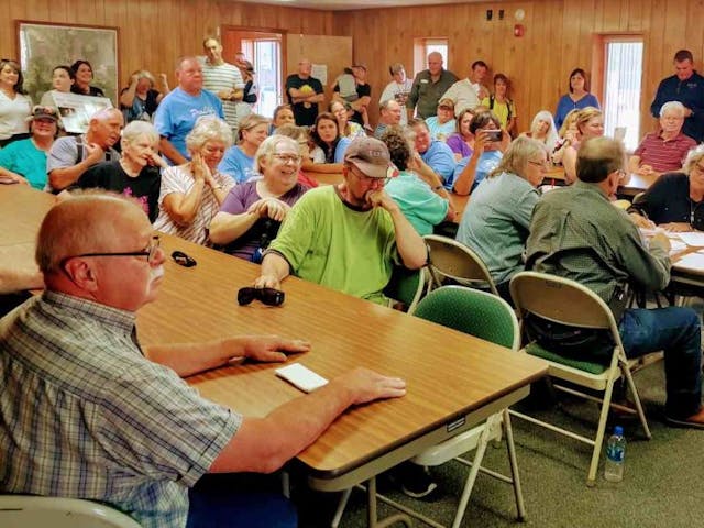 Residents from throughout Centerville and beyond showed up to support the City Council in passing an ordinance outlawing abortion. (Photo: Mark Lee Dickson)