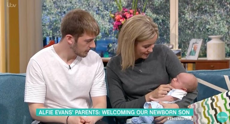 alfie-evans-parents-baby