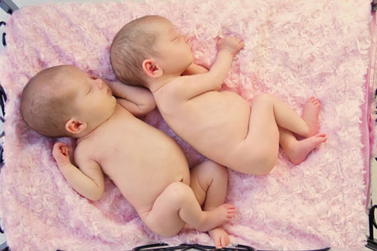 twins-pink-sleeping
