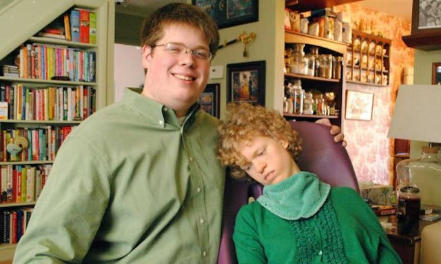 Courtney and her brother (Facebook: Mary Lenaburg) Mom of daughter with unknown disorder: She ‘transformed’ everyone around her image