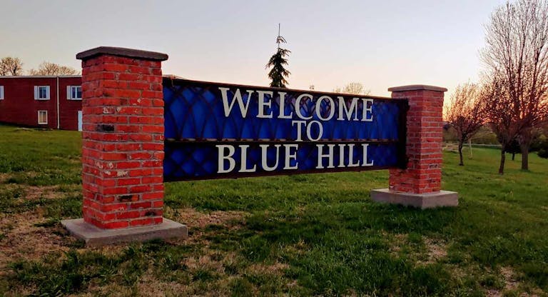 blue hill nebraska sign