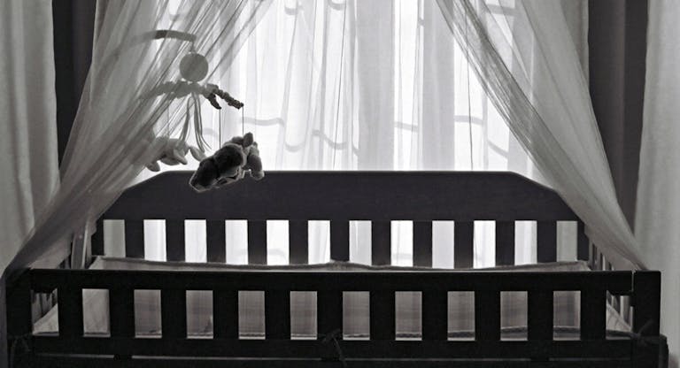 crib, infant loss, stillbirth, miscarriage