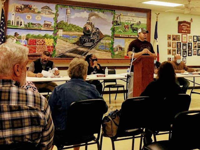 Mayor Mitchell Woody addresses the citizens of Grapeland. (Photo: Mark Lee Dickson) Mayor Mitchell Woody addresses the citizens of Grapeland. (Photo: Mark Lee Dickson)