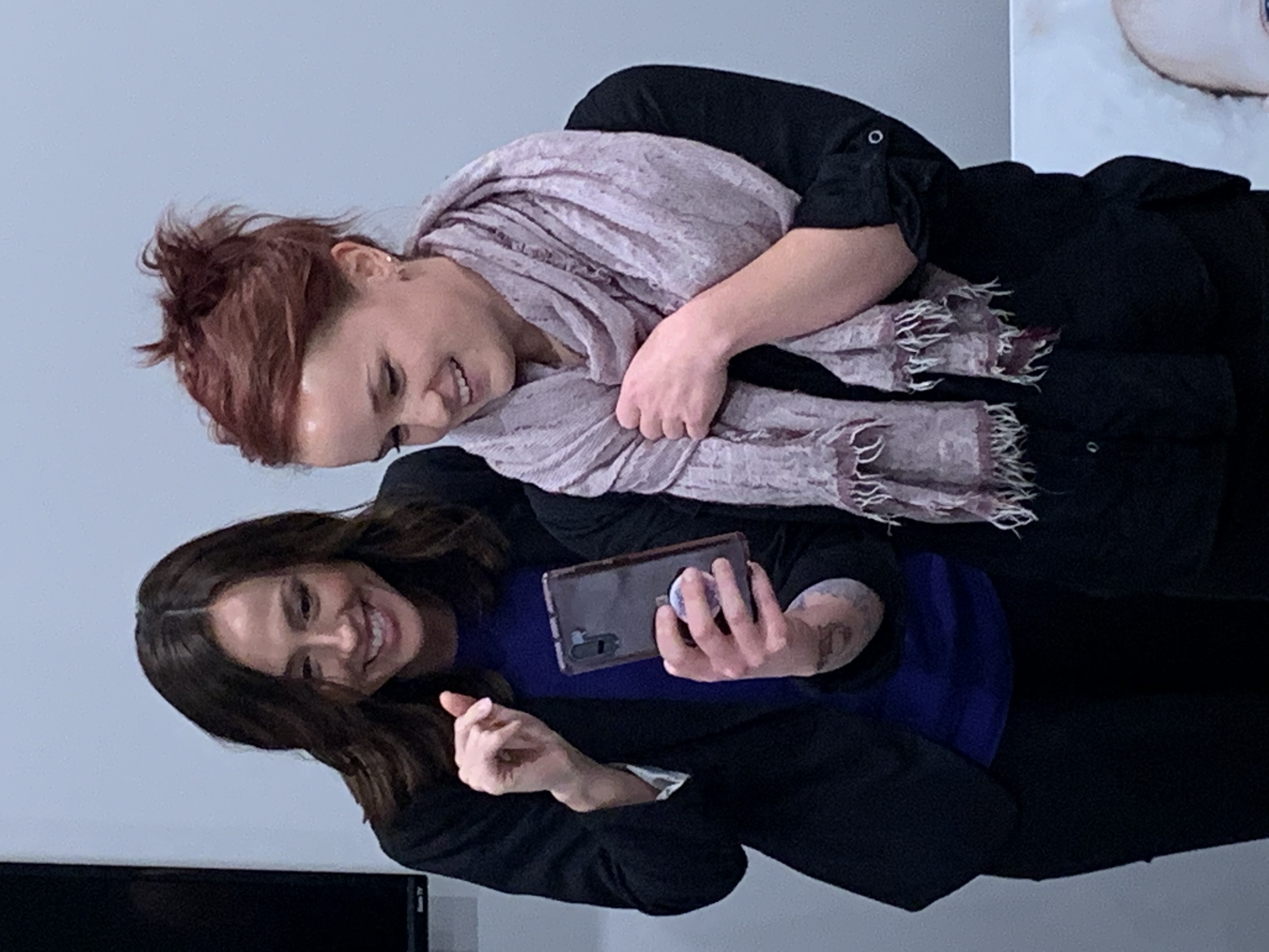 Ashley Bratcher talks with Sarah and her children (Photo: Lisa Bourne)