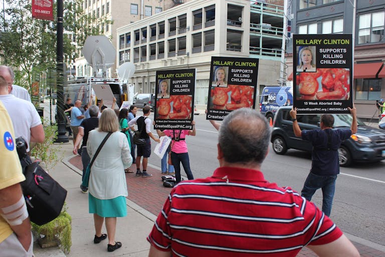 Prolife greets Hillary Columbus 4349920_8739705373635963656_o
