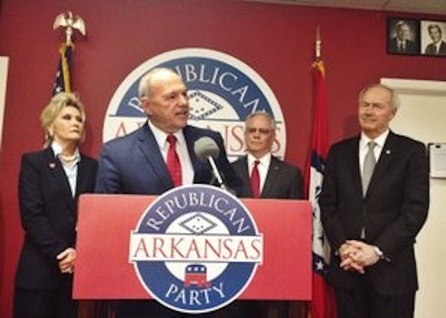 ARGOP_Mike_Holcomb_t300_c300x214