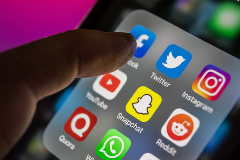 Elon Musk Buys Twitter