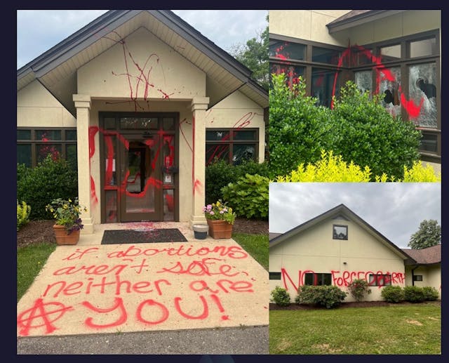 Image: Mountain Area Pregnancy Services in Asheville, NC vandalized with threatening pro-abortion message