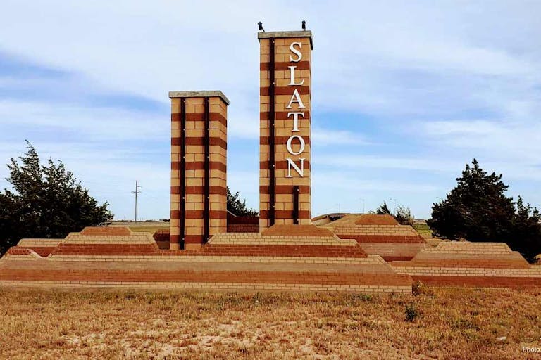slaton texas sign