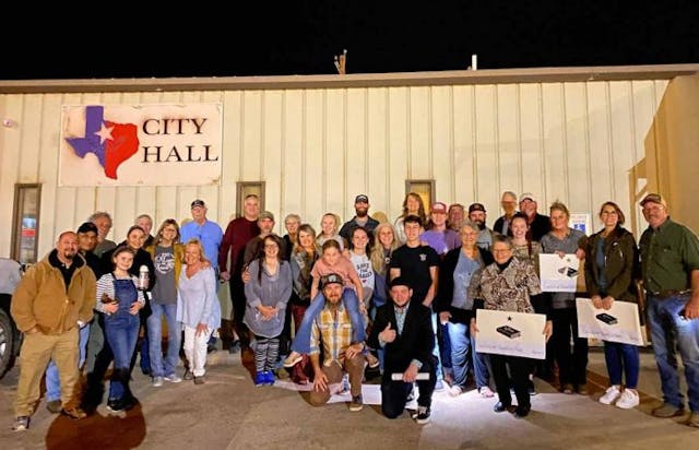 A group of supporters came to City Hall in Anson, Texas (Photo: Carlie Cooper)