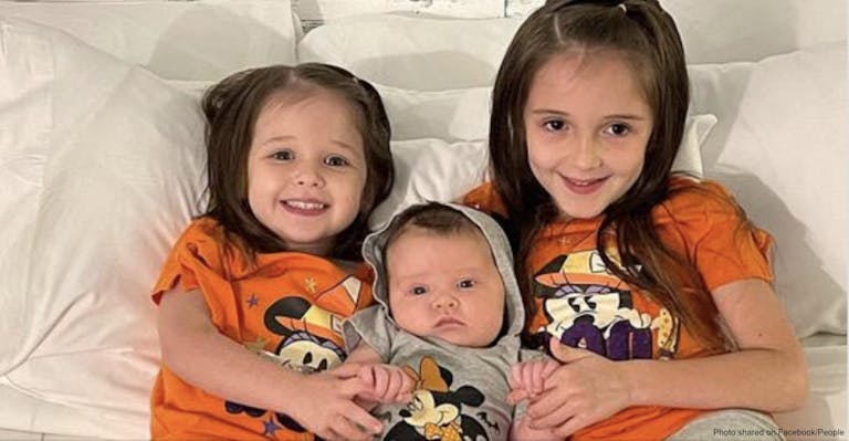 daughters born same day photo Facebook People