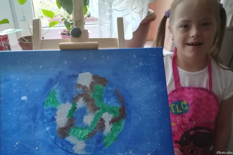 Photo shared on Facebook (15)