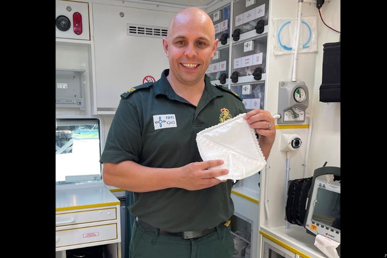 Photo shared on Facebook (31)