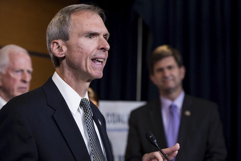 Dan Lipinski, pro-life
