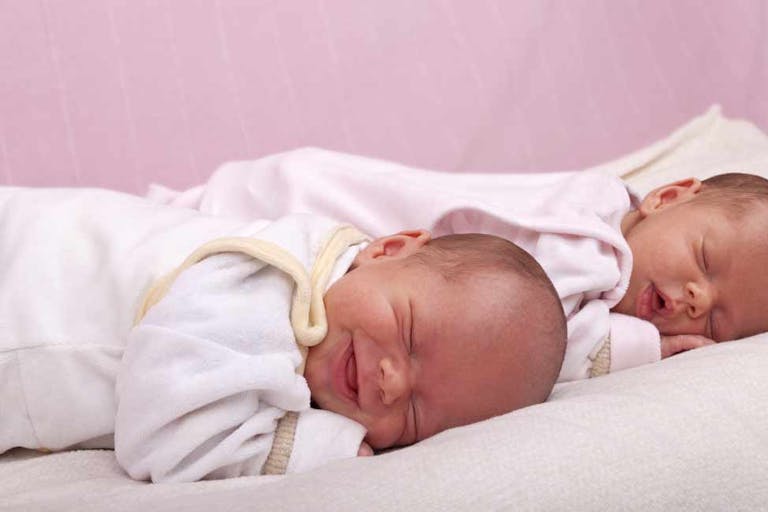 twins babies newborn multiples