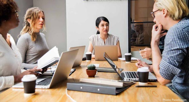 pregnant, women working