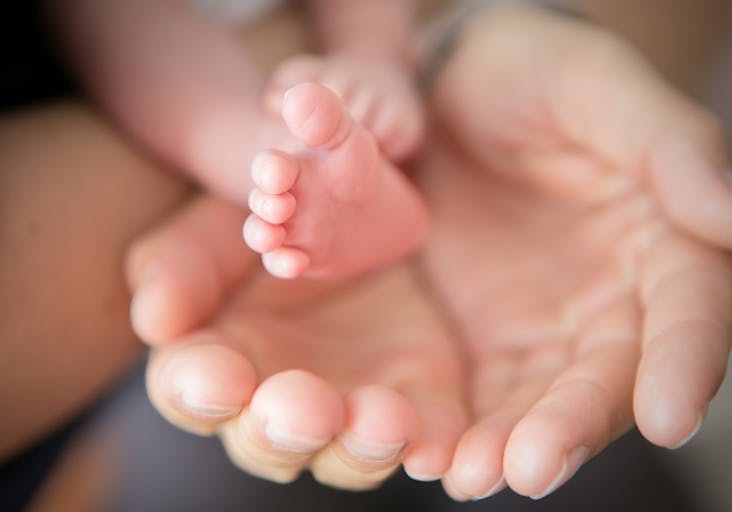 baby-feet-licensed