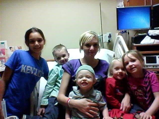 Mindy with her five of her children. Photo courtesy of the Danison family. Mindy with her five of her children.
