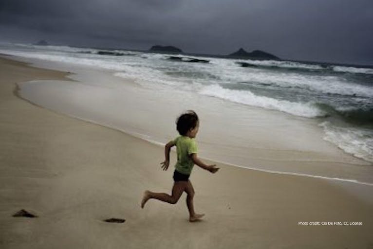 race, child, ocean, run
