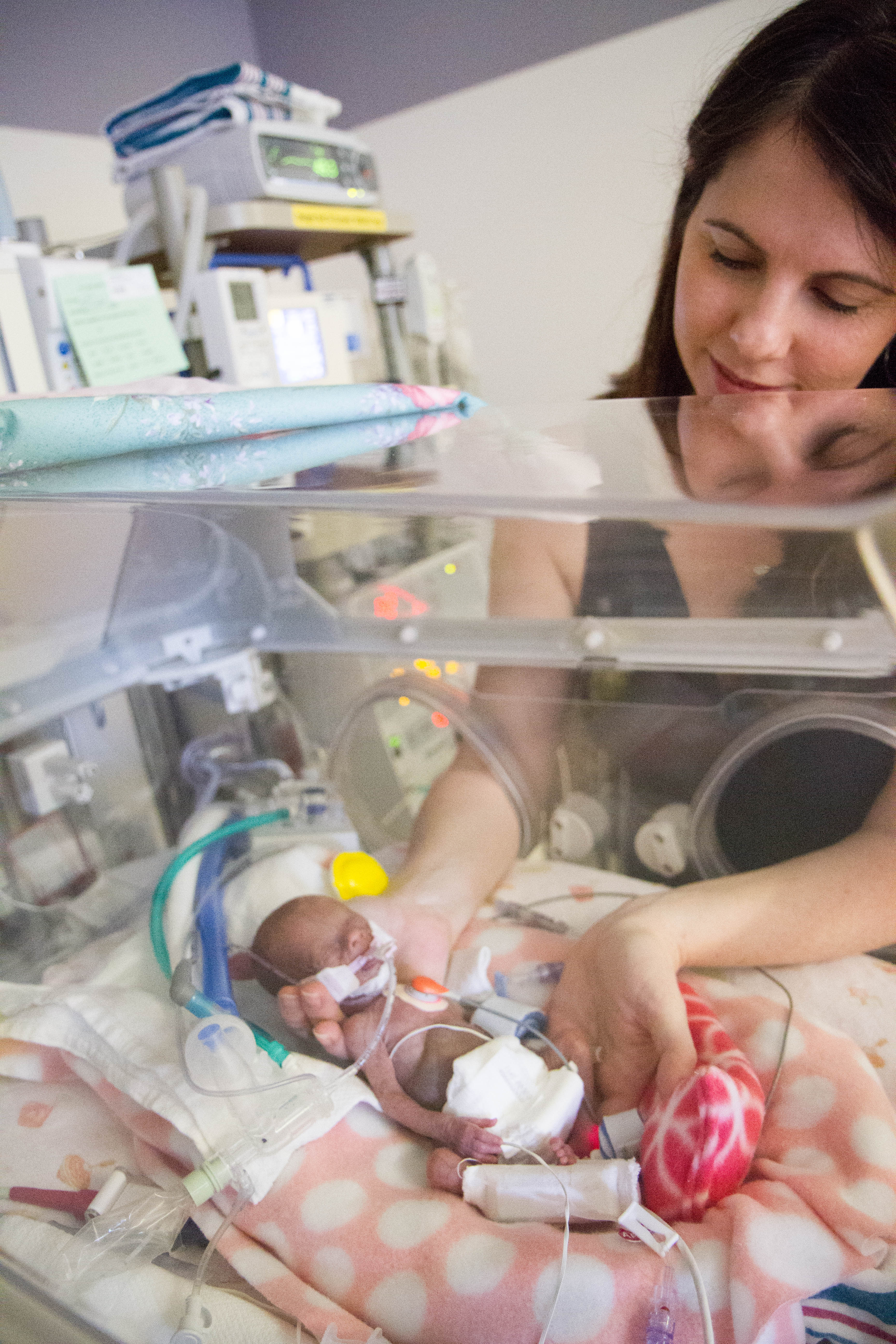 Naomi and her mother. Emily Loftus Photography.