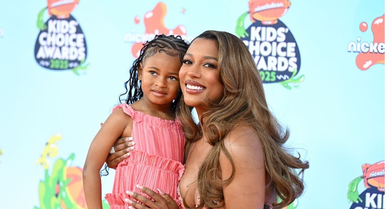 Hazel Monét Gaines, Victoria Monét at the Nickelodeon 2025 Kids' Choice Awards held at Barker Hangar on June 21, 2025 in Santa Monica, California. (Photo by Gilbert Flores/Variety via Getty Images) abort