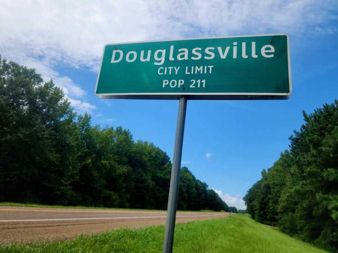 Douglassville sign Mark Lee Dickaon