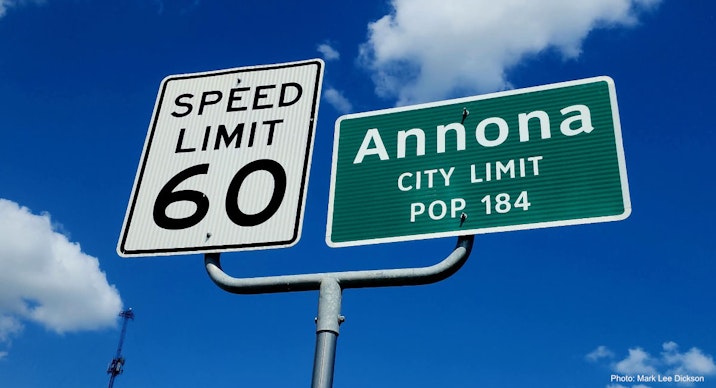 Annona Texas sign Mark Lee Dickson