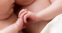 twins-newborns-infants-babies