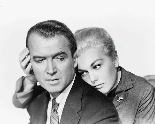 Actors James Stewart and Kim Novak in a publicity still for the film 'Vertigo', directed by Alfred Hitchcock, 1958.   (Photo by Silver Screen Collection/Getty Images) James Stewart, Kim Novak - Vertigo publicity shot