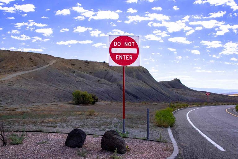 Photo: Nancybelle Gonzaga Villarroya/Getty Images Do Not Enter Road Traffic Sign