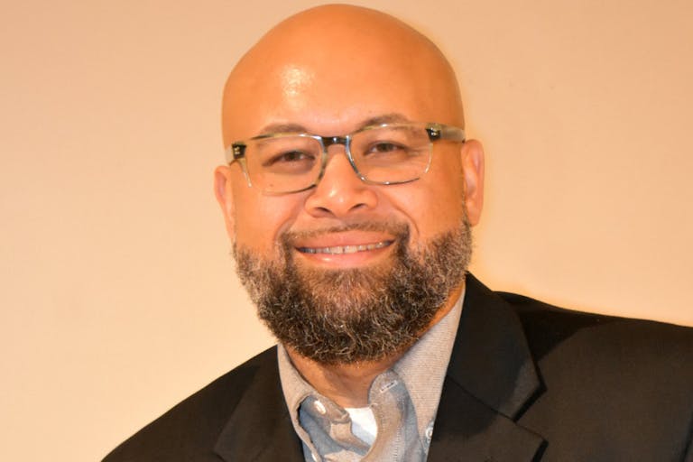 Photo courtesy of Steventhen Holland steventhen holland