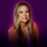 Anne Farrens headshot