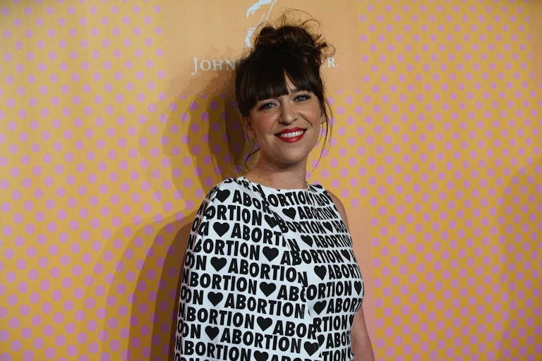 Photo: Amelia Bonow (Bennett Raglin/Getty Images for Webby Awards, 2017) NEW YORK, NY - MAY 15: Amelia Bonow attends the The 21st Annual Webby Awards at Cipriani Wall Street on May 15, 2017 in New York City.